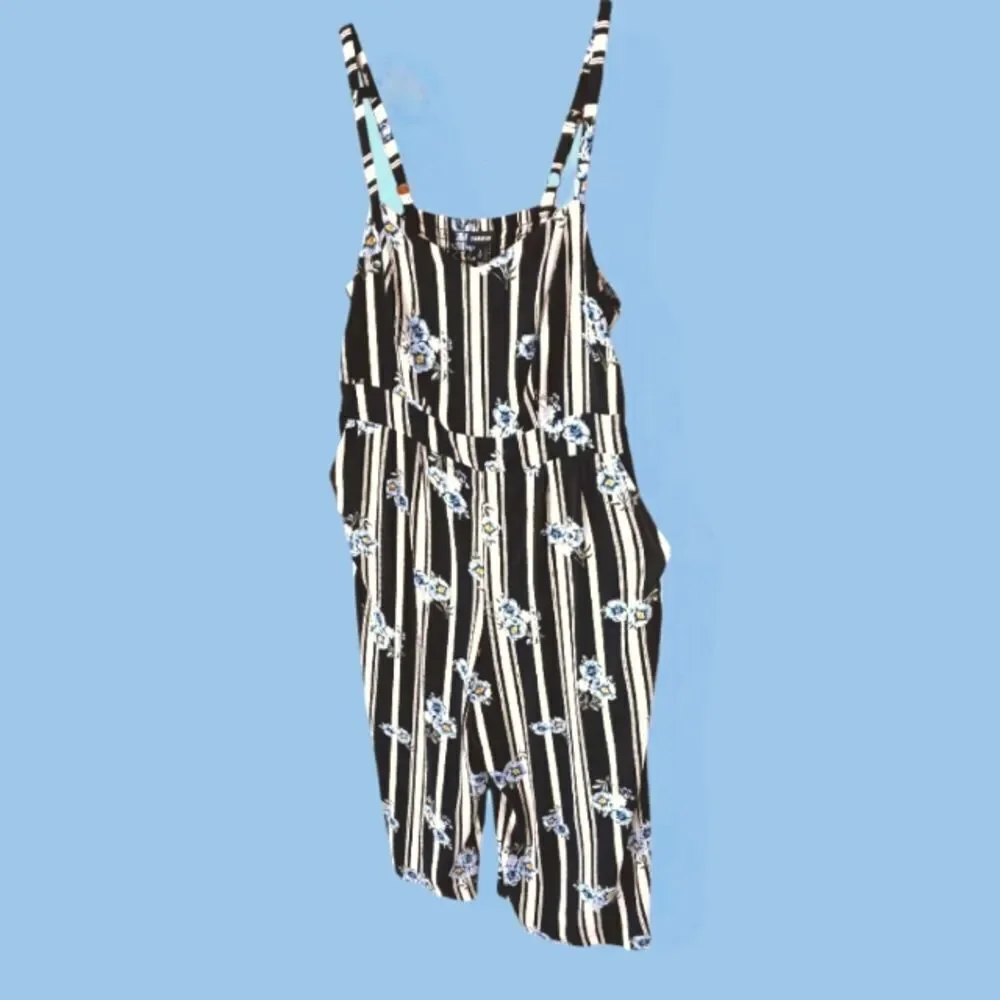 TORRID 2X Striped Floral Challis Culotte Summer Jumpsuit NWOT - Picture 5 of 13
